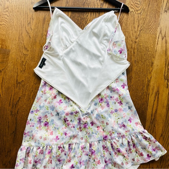 MAJORELLE Melville Watercolor Satin Floral Ruffle Hem Mini Dress Size L - Picture 10 of 15